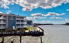 Comfort Suites Chincoteague Island Bayfront Resort